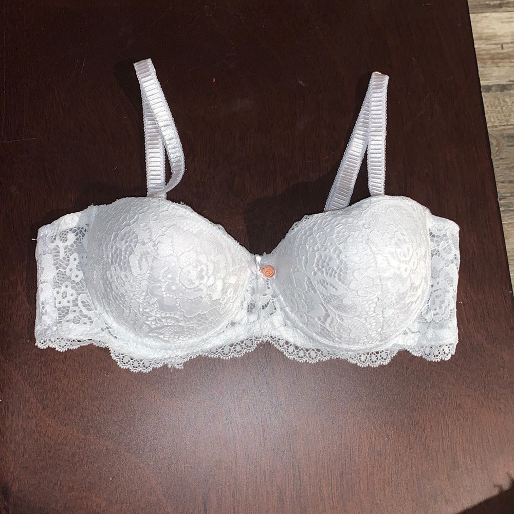 Marilyn Monroe bra 34B